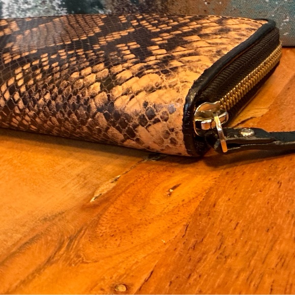 Kate Spade New York Snakeskin Embossed Continental Zip Wallet – Tan/Black - Picture 8 of 14